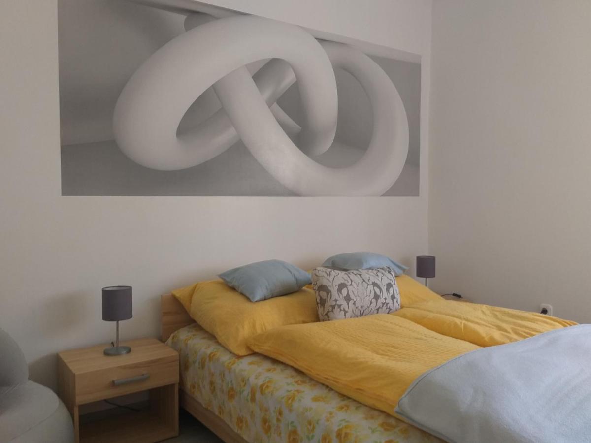 Simon Apartman Tiszafüred エクステリア 写真